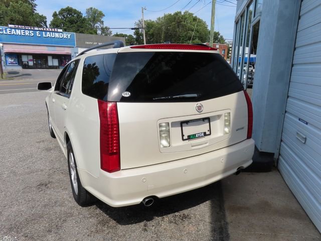 Used 2005 Cadillac SRX w/ 7-Passenger Value Package image 6