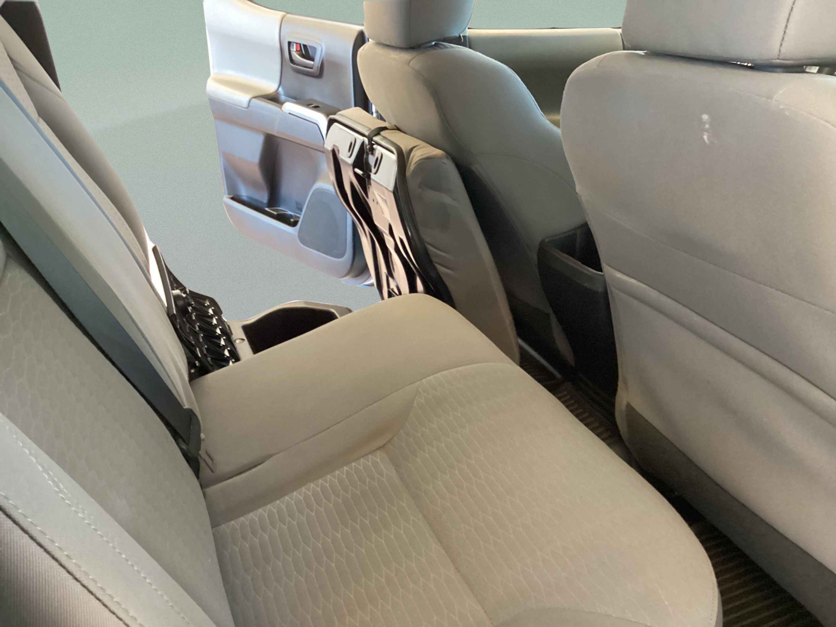 Used 2019 Toyota Tacoma SR5 AWD/4WD image 42