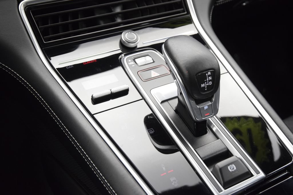 Used 2019 Porsche Panamera GTS AWD/4WD image 34