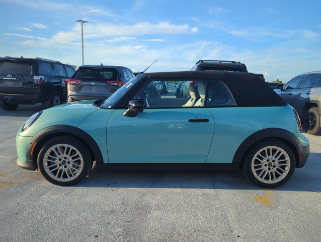 Used 2025 MINI Cooper S FWD image 5