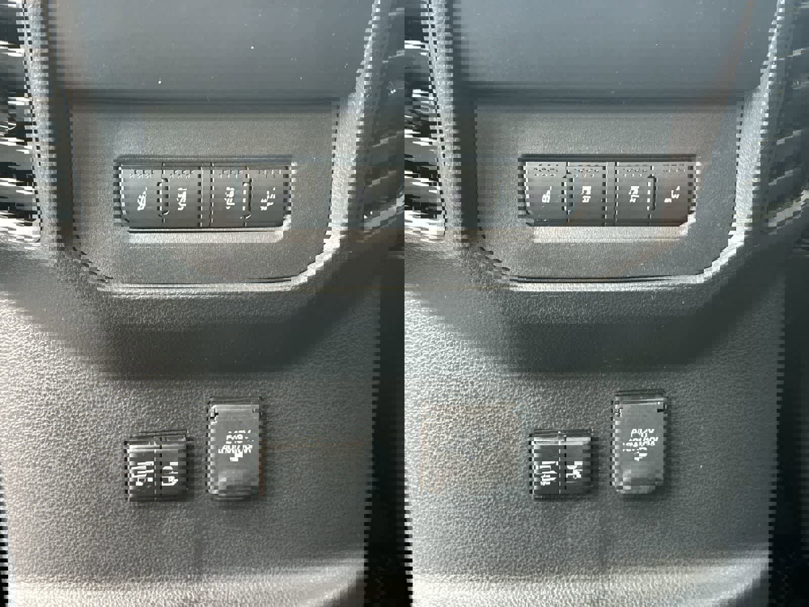 Used 2023 Toyota Tundra Platinum image 9