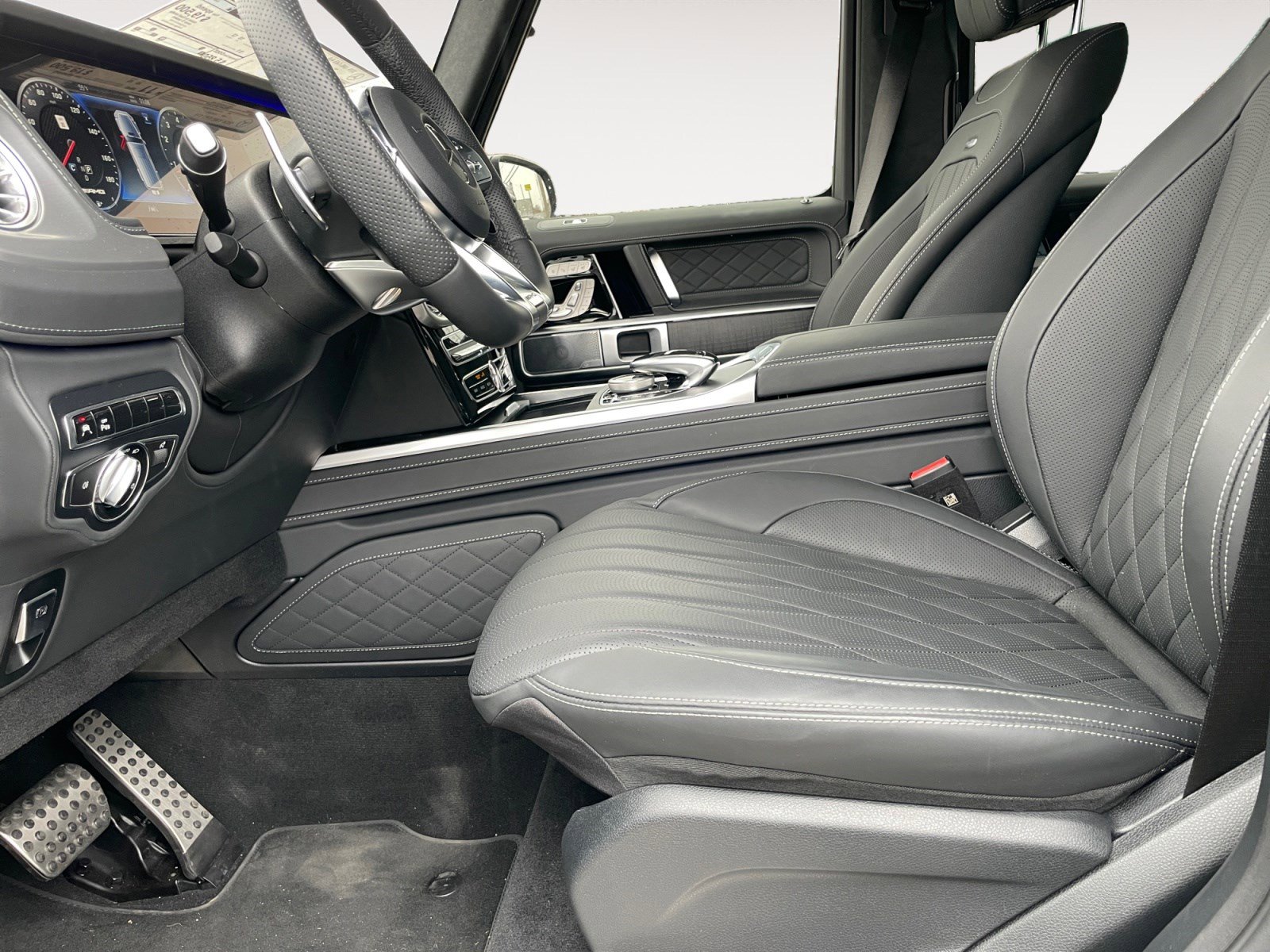 Used 2024 Mercedes-Benz G 63 AMG Squared image 9