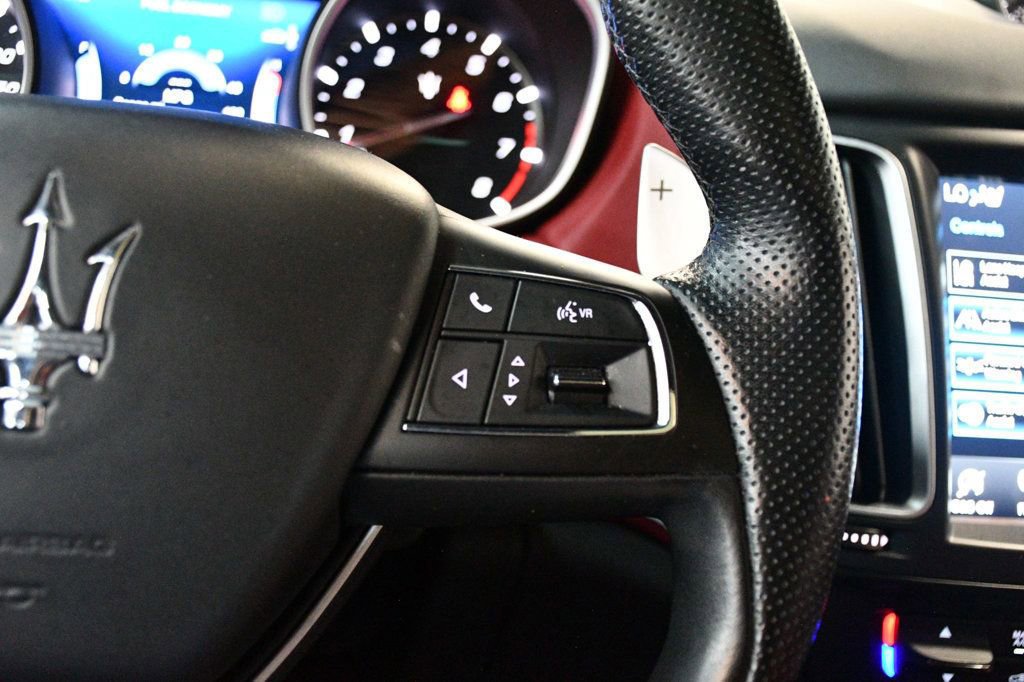 Used 2020 Maserati Levante GranSport image 43