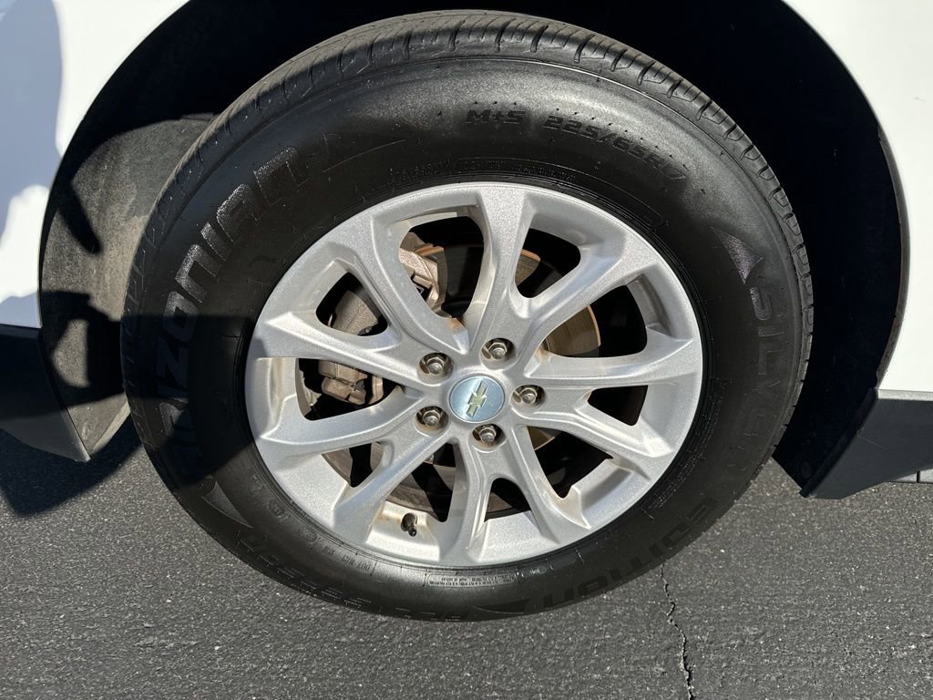 Used 2018 Chevrolet Equinox LT image 10