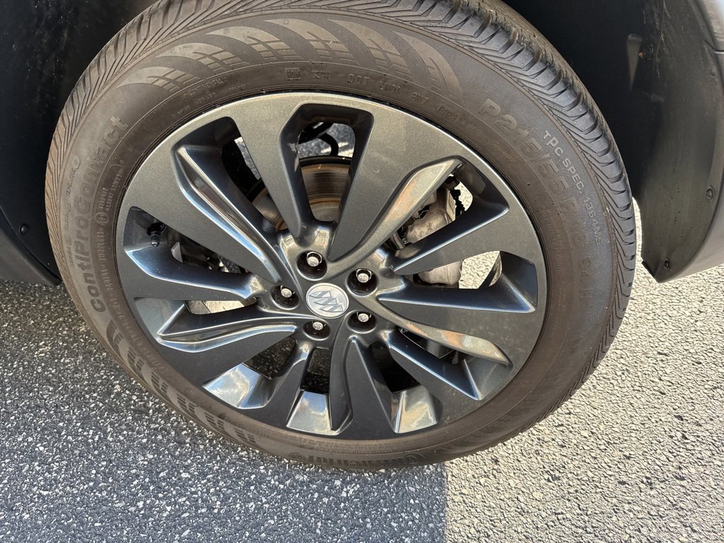 Used 2022 Buick Encore Preferred w/ Safety Package image 49