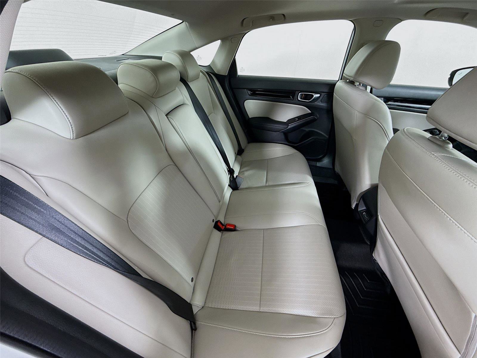 Used 2023 Honda Civic Touring image 28