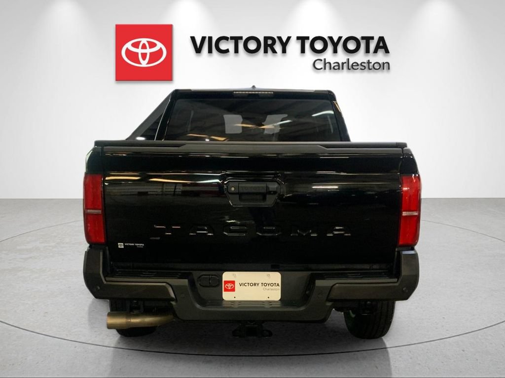 Used 2024 Toyota Tacoma SR w/ SR Upgrade Package RWD image 4