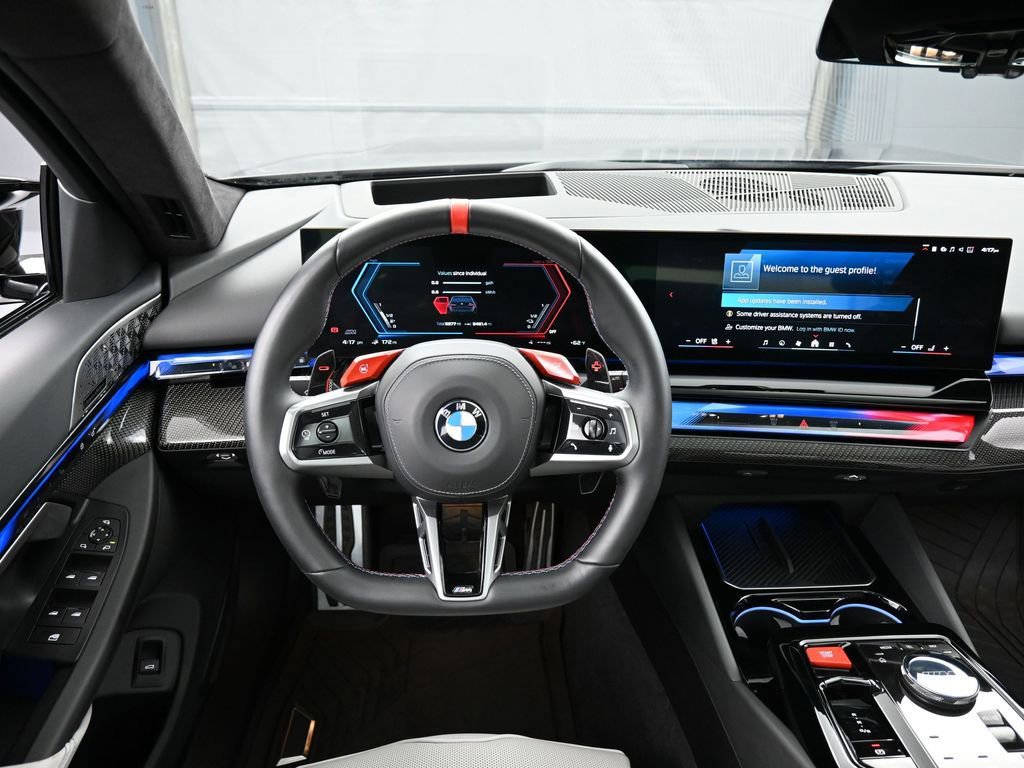Used 2025 BMW M5 Touring image 19