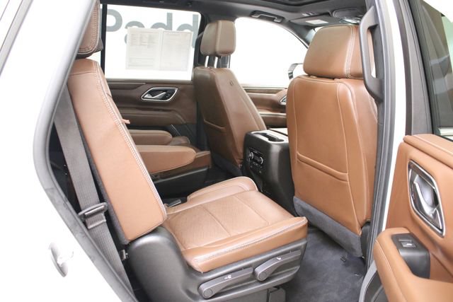 Used 2021 Chevrolet Tahoe High Country w/ Premium Package AWD/4WD image 28