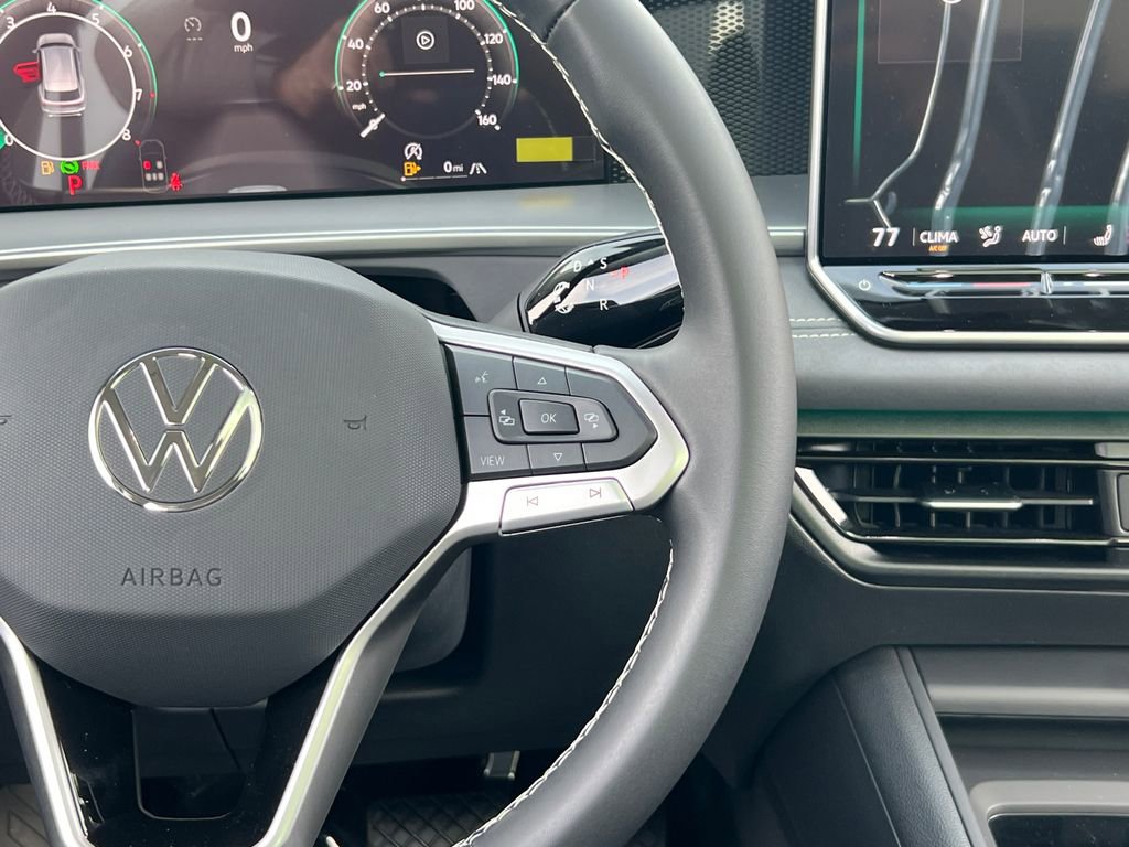 New 2026 Volkswagen Tiguan SE image 22