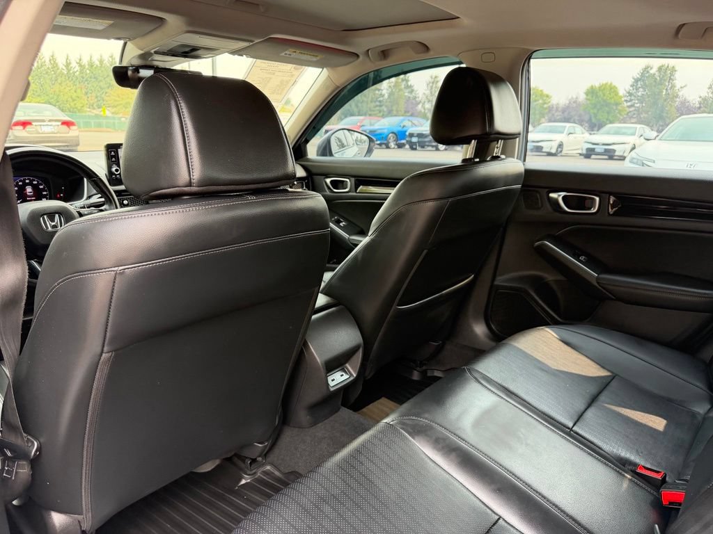 Used 2022 Honda Civic Touring image 32