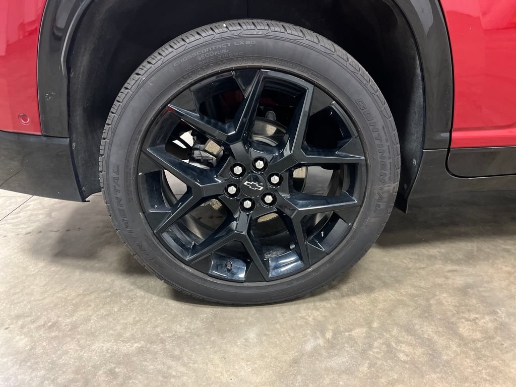 Certified 2024 Chevrolet Traverse RS w/ LPO, Floor Liner Package AWD/4WD image 10