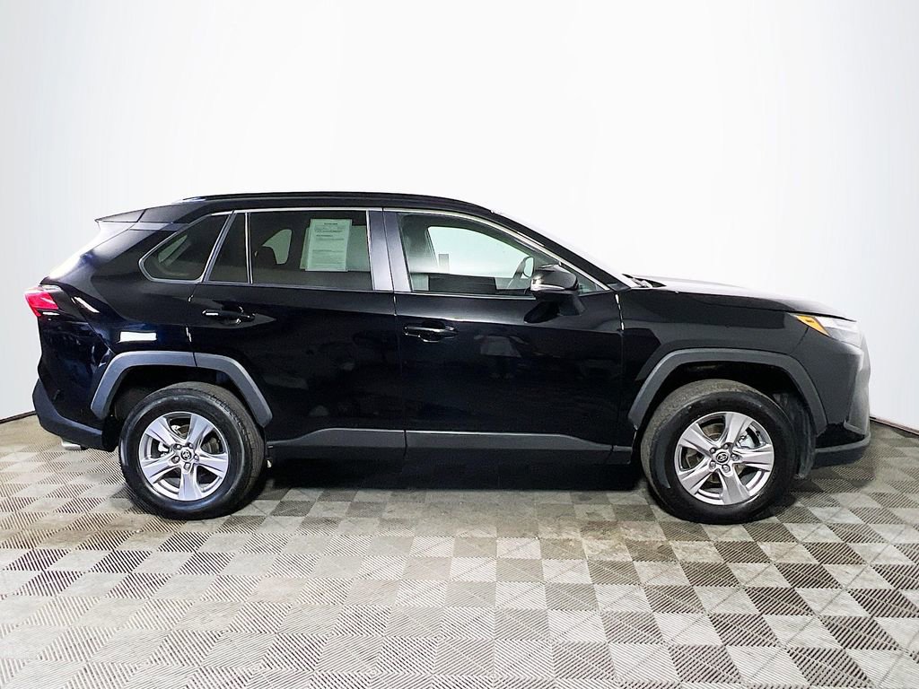 Certified 2025 Toyota RAV4 XLE AWD/4WD image 9