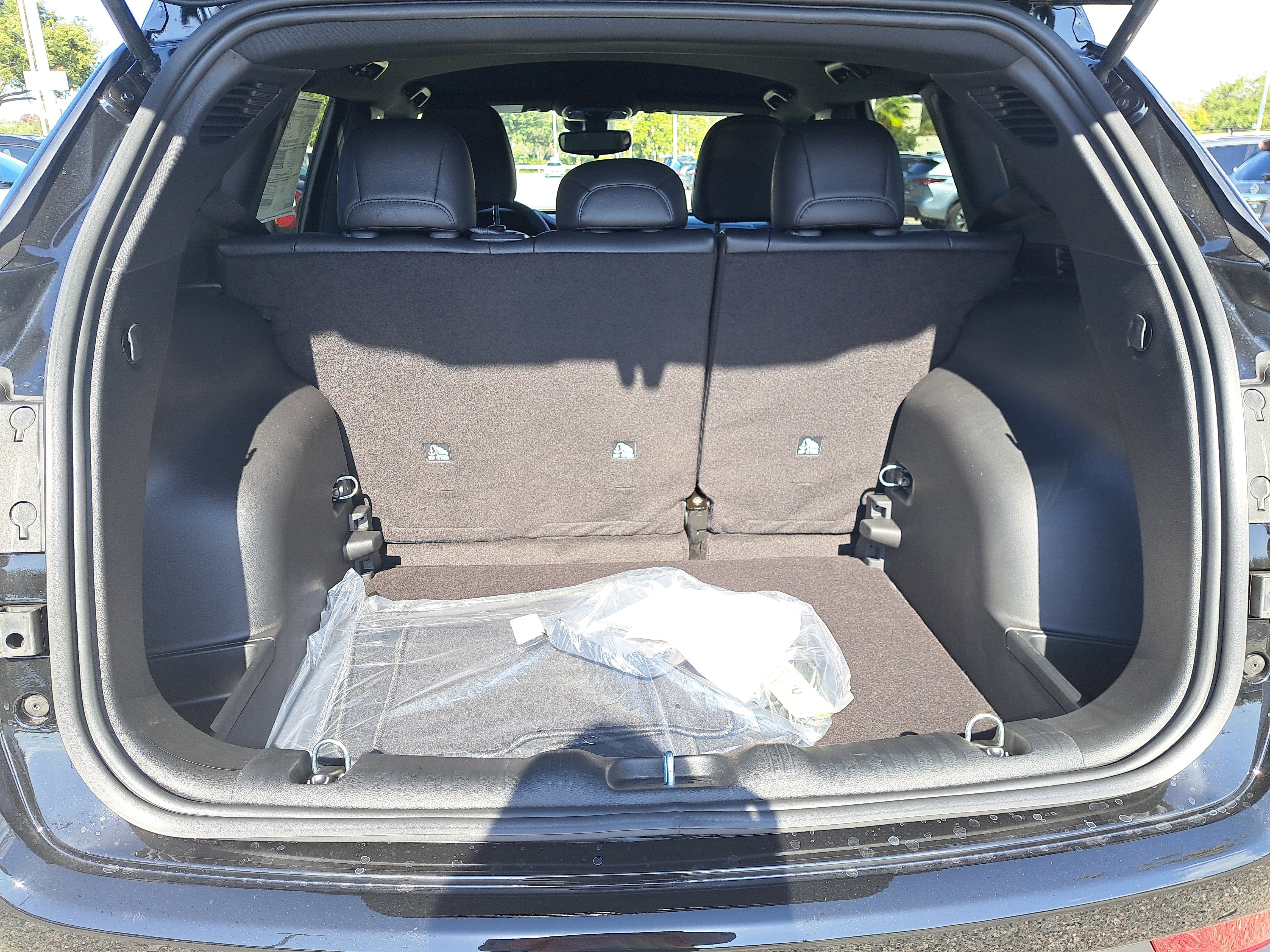 New 2026 Jeep Compass Latitude image 6