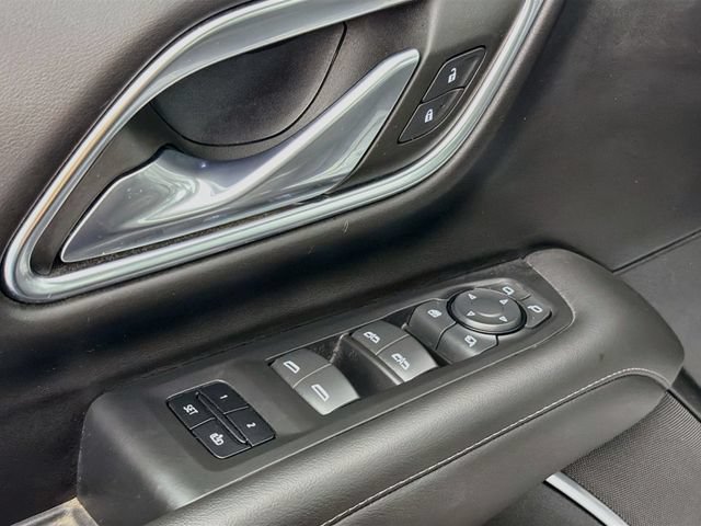 Used 2023 Chevrolet Tahoe LT w/ Luxury Package AWD/4WD image 18