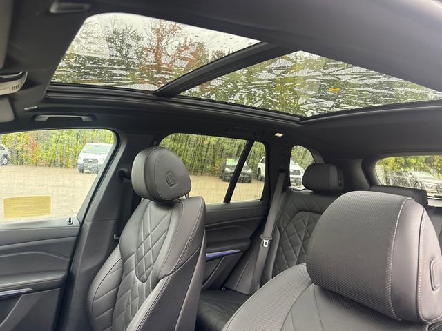 Used 2024 BMW X5 xDrive40i w/ Parking Assistance Package image 42
