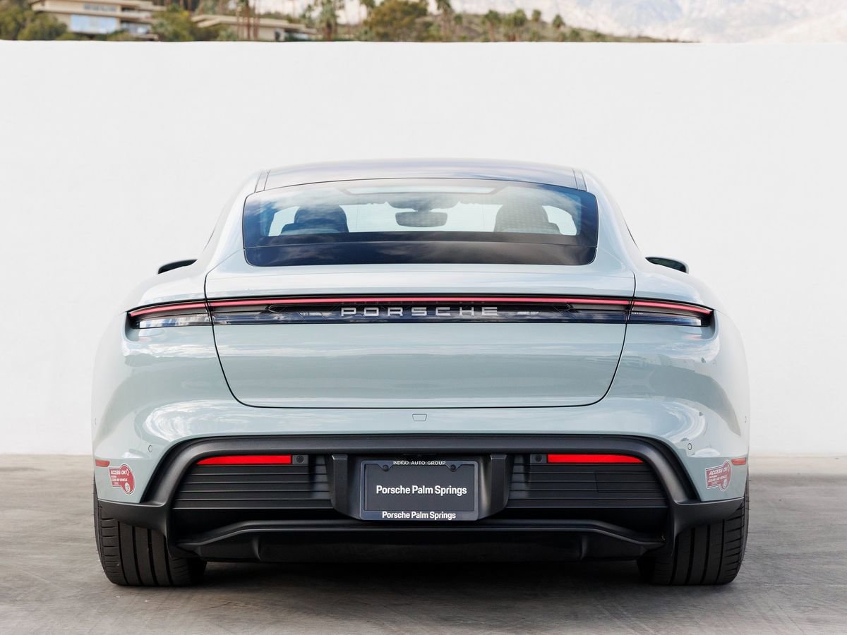 Used 2025 Porsche Taycan image 6