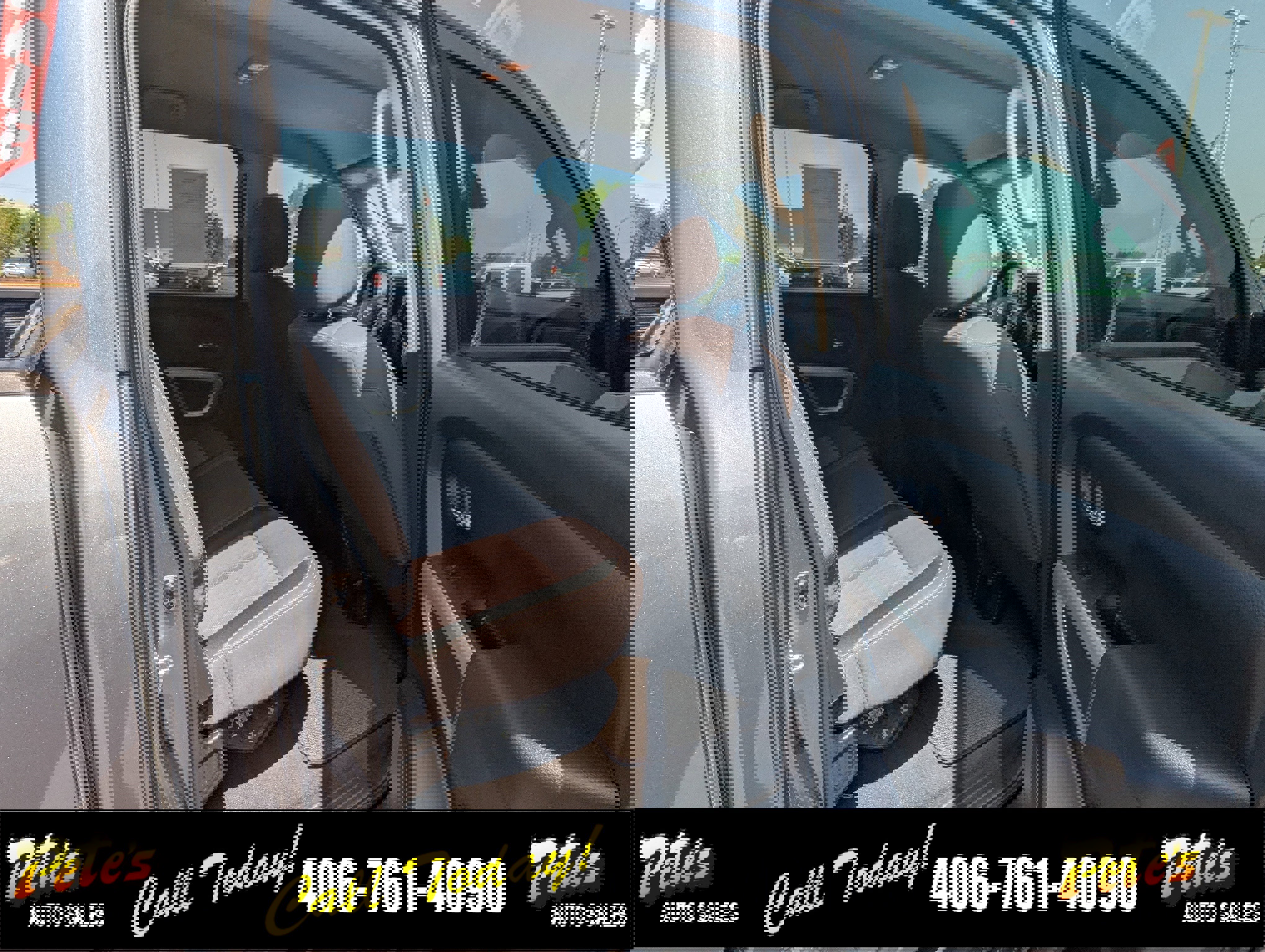 Used 2022 Nissan Titan SV w/ Accessory Utility Package image 10