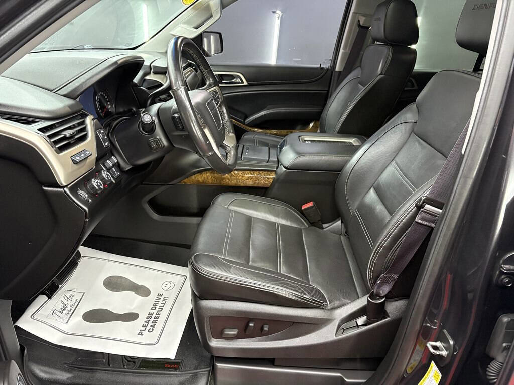 Used 2016 GMC Yukon Denali w/ Open Road Package image 9