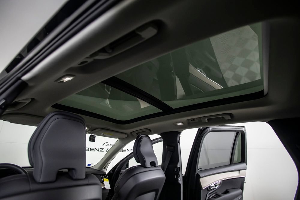 Used 2025 Volvo XC90 T8 Plus w/ Protection Package Premier AWD/4WD image 26