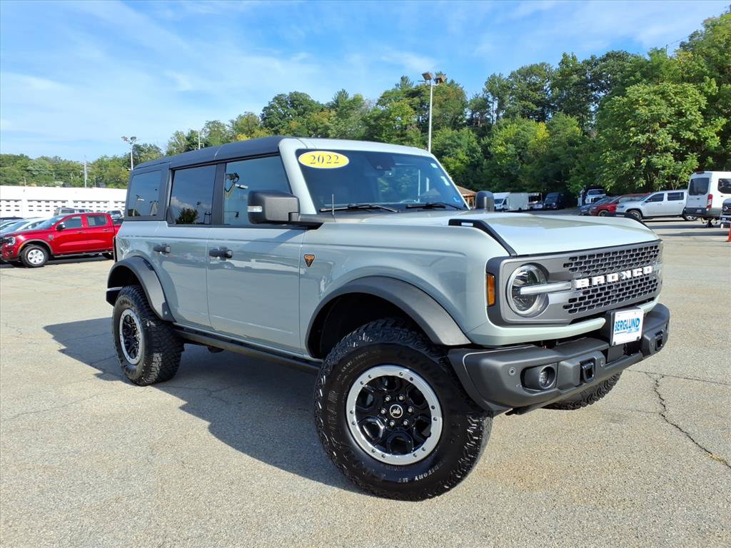 Used 2022 Ford Bronco Badlands w/ Sasquatch Package AWD/4WD image 1