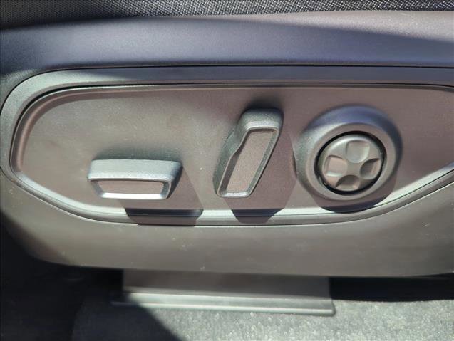 New 2026 Jeep Grand Cherokee Limited RWD image 19