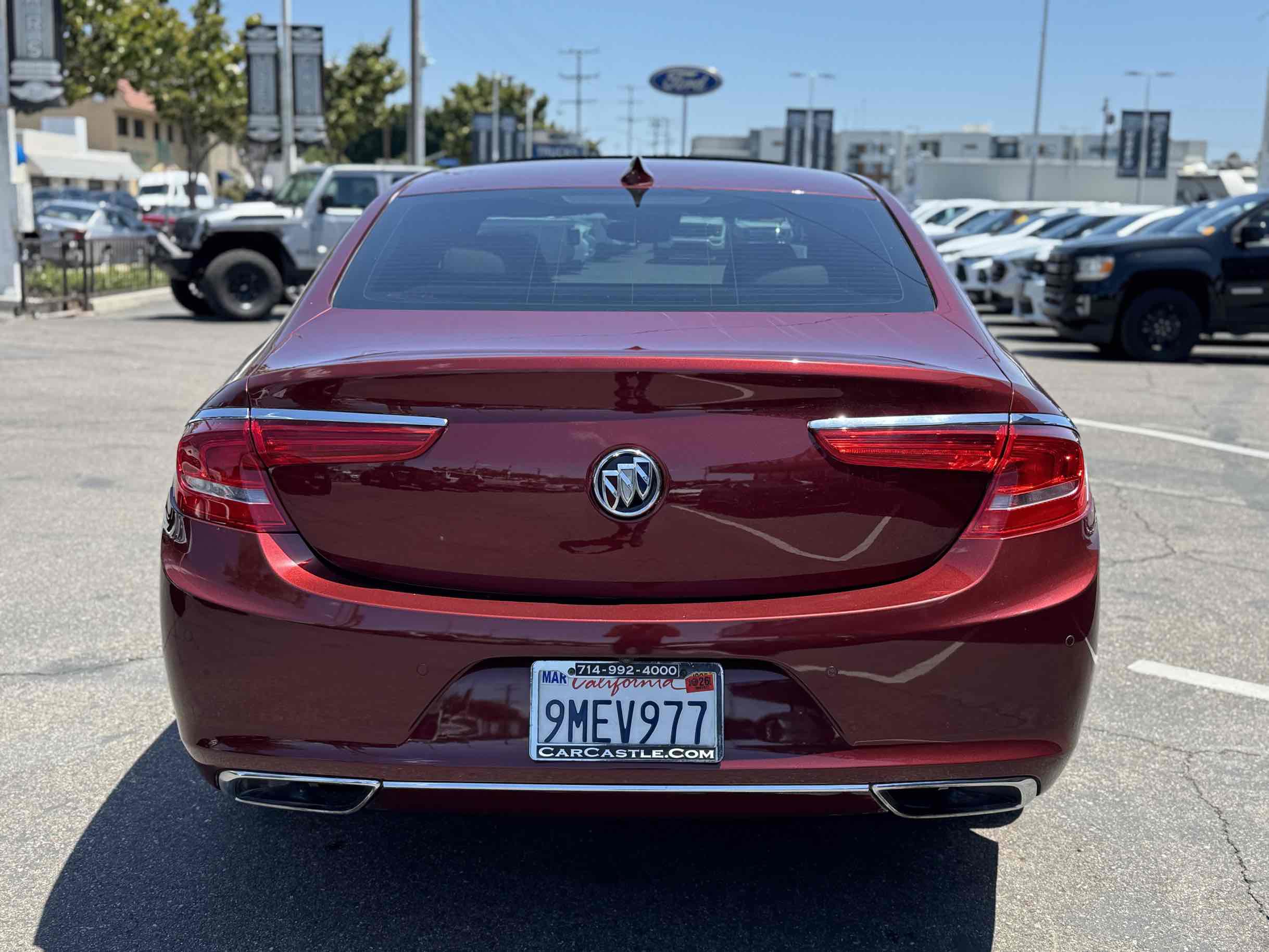 Used 2017 Buick LaCrosse Premium w/ Driver Confidence Package #2 FWD image 5