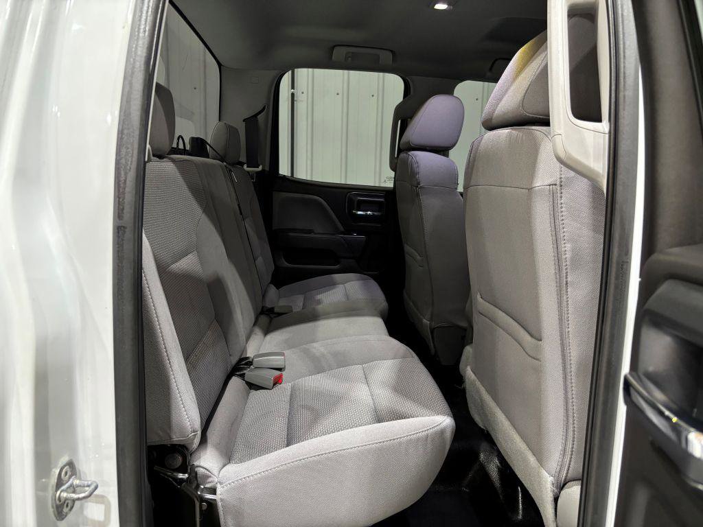 Used 2019 Chevrolet Silverado 2500 W/T AWD/4WD image 14