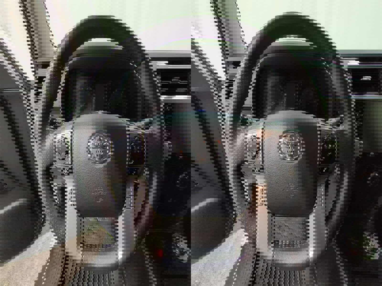 Used 2023 Toyota 4Runner SR5 Premium image 23