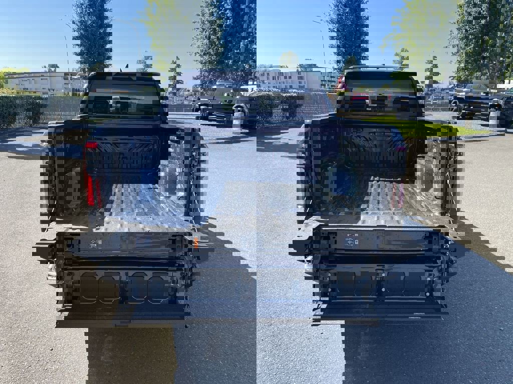 New 2026 GMC Sierra EV Elevation image 24