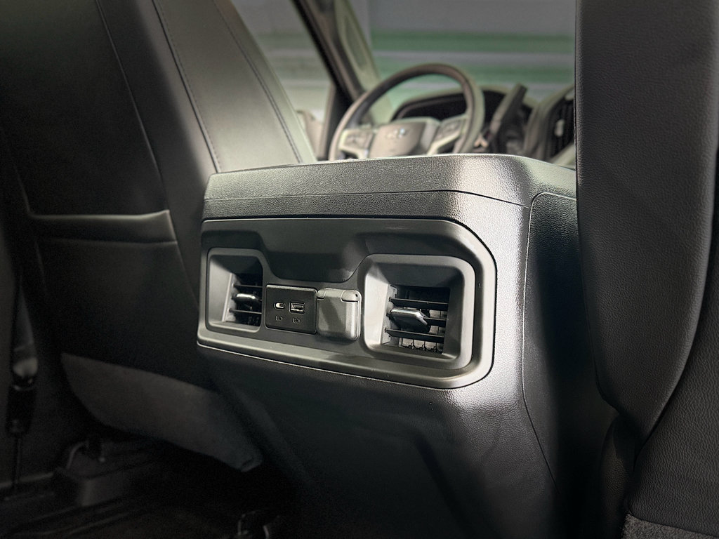 Used 2020 Chevrolet Silverado 1500 LT Trail Boss AWD/4WD image 31