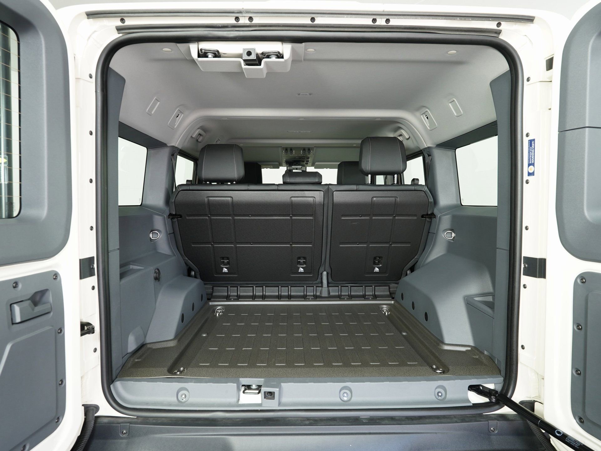 Used 2024 INEOS Grenadier image 12