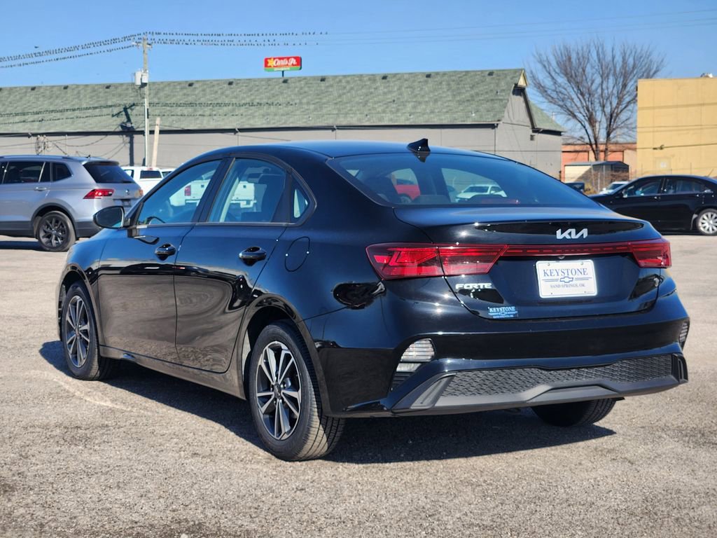Used 2024 Kia Forte LXS image 7