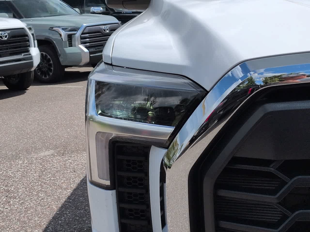 Certified 2026 Toyota Tundra SR5 w/ TRD Off-Road Package AWD/4WD image 10