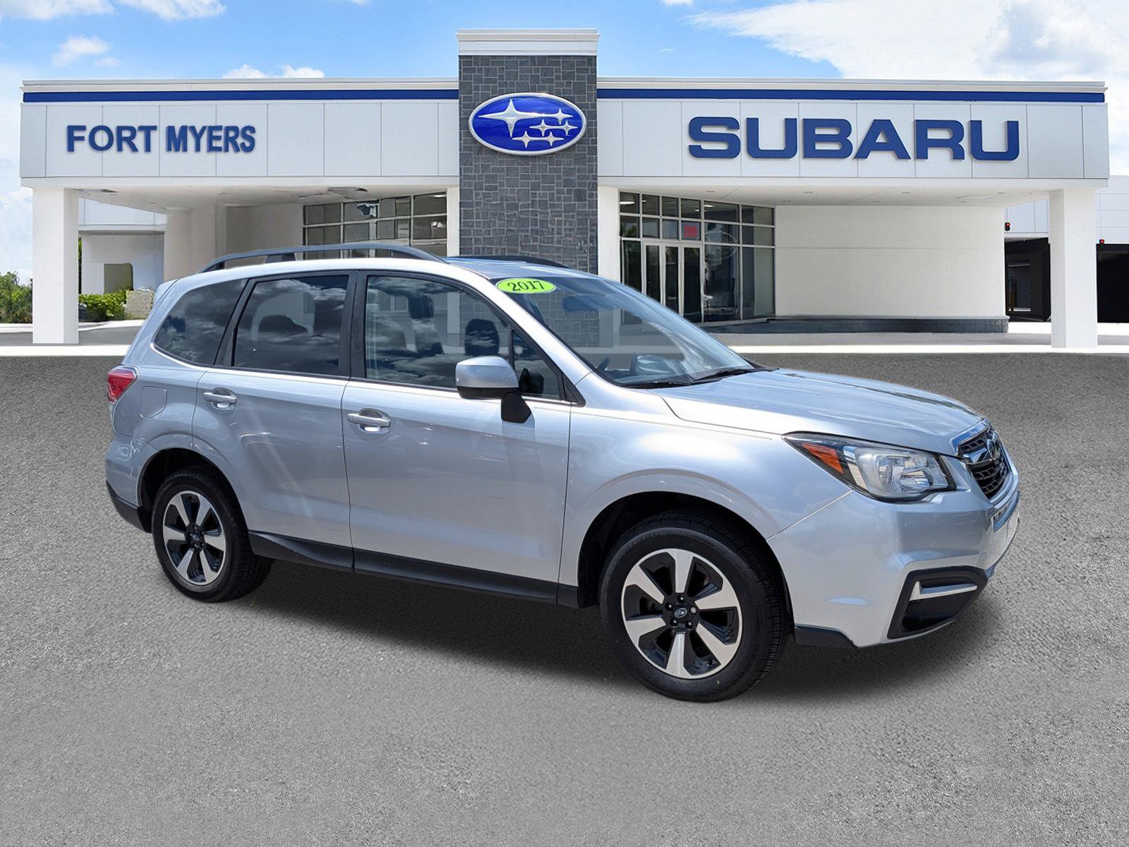 Used 2017 Subaru Forester 2.5i Premium w/ All-Weather Package AWD/4WD image 2