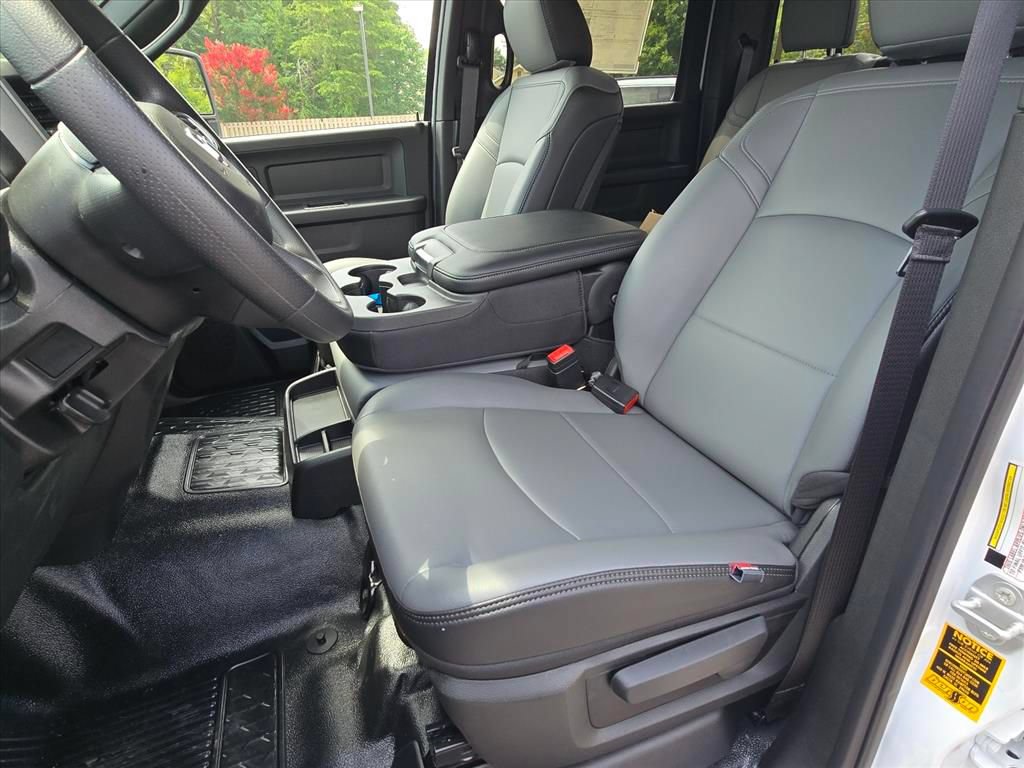 New 2026 RAM 3500 Tradesman w/ Chrome Appearance Group A AWD/4WD image 9