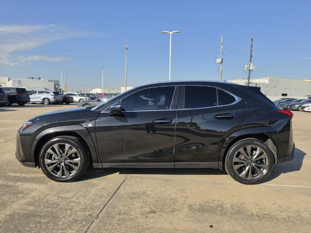 Used 2022 Lexus UX 200 F Sport w/ F Sport Premium Package FWD image 6