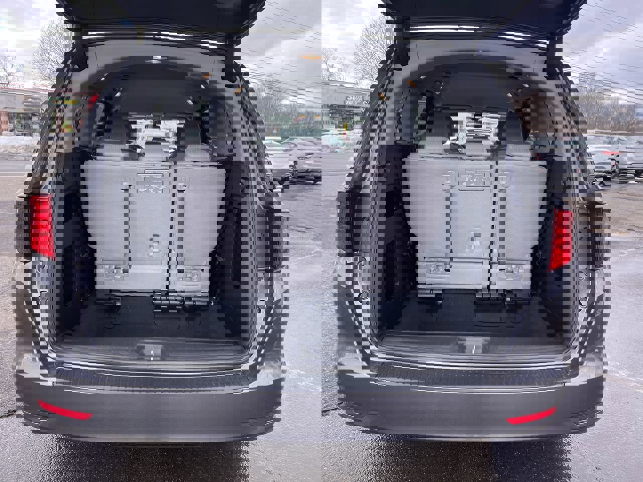 Used 2024 Honda Odyssey EX image 11