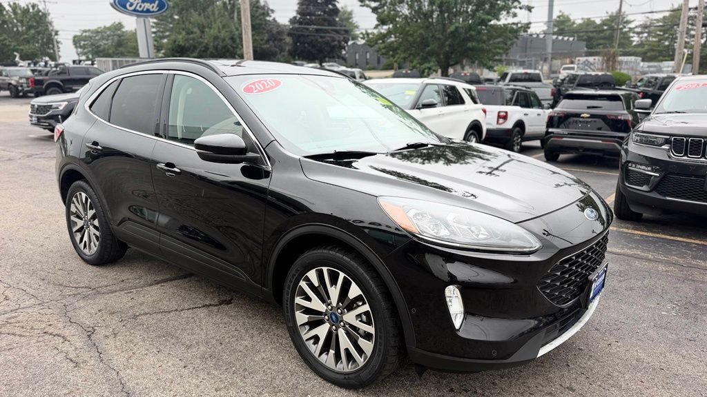 Used 2020 Ford Escape Titanium AWD/4WD image 9