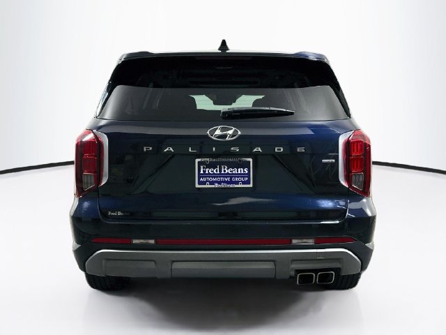 Certified 2023 Hyundai Palisade Limited w/ Cargo Package AWD/4WD image 7