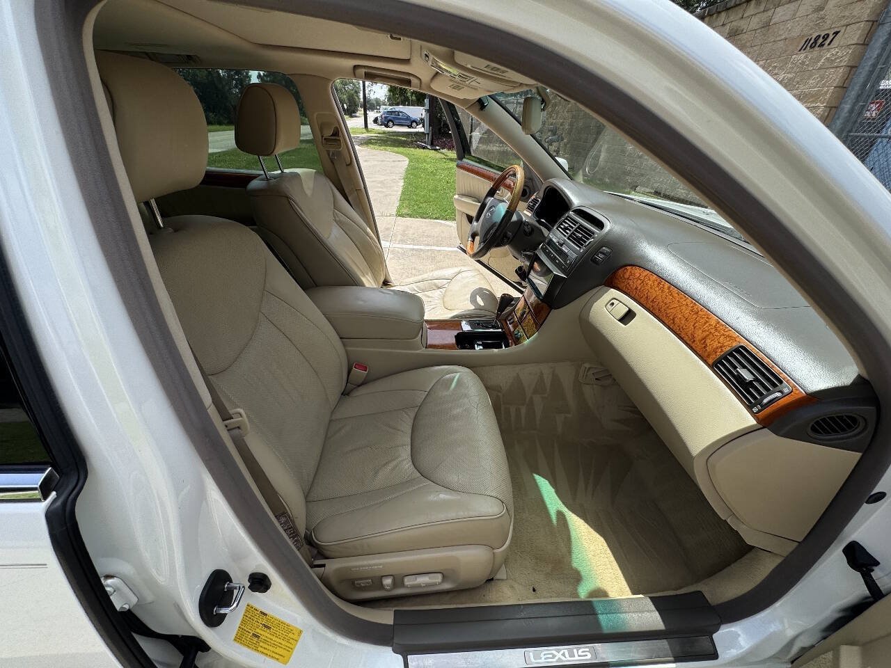 Used 2004 Lexus LS 430 RWD image 44