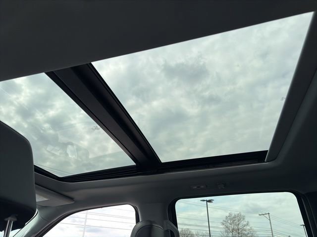 Used 2024 Ford F250 Lariat image 32