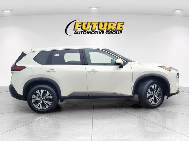Used 2021 Nissan Rogue SV AWD/4WD image 3