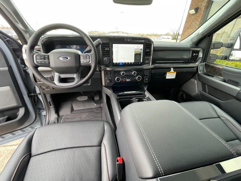 New 2026 Ford F250 Lariat w/ Black Appearance Package image 21