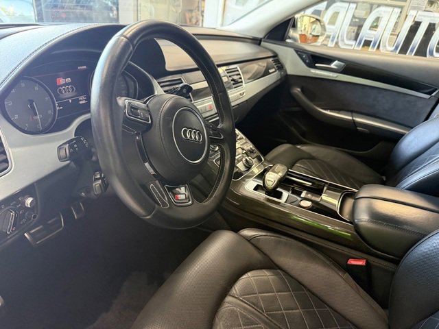 Used 2016 Audi S8 AWD/4WD image 13
