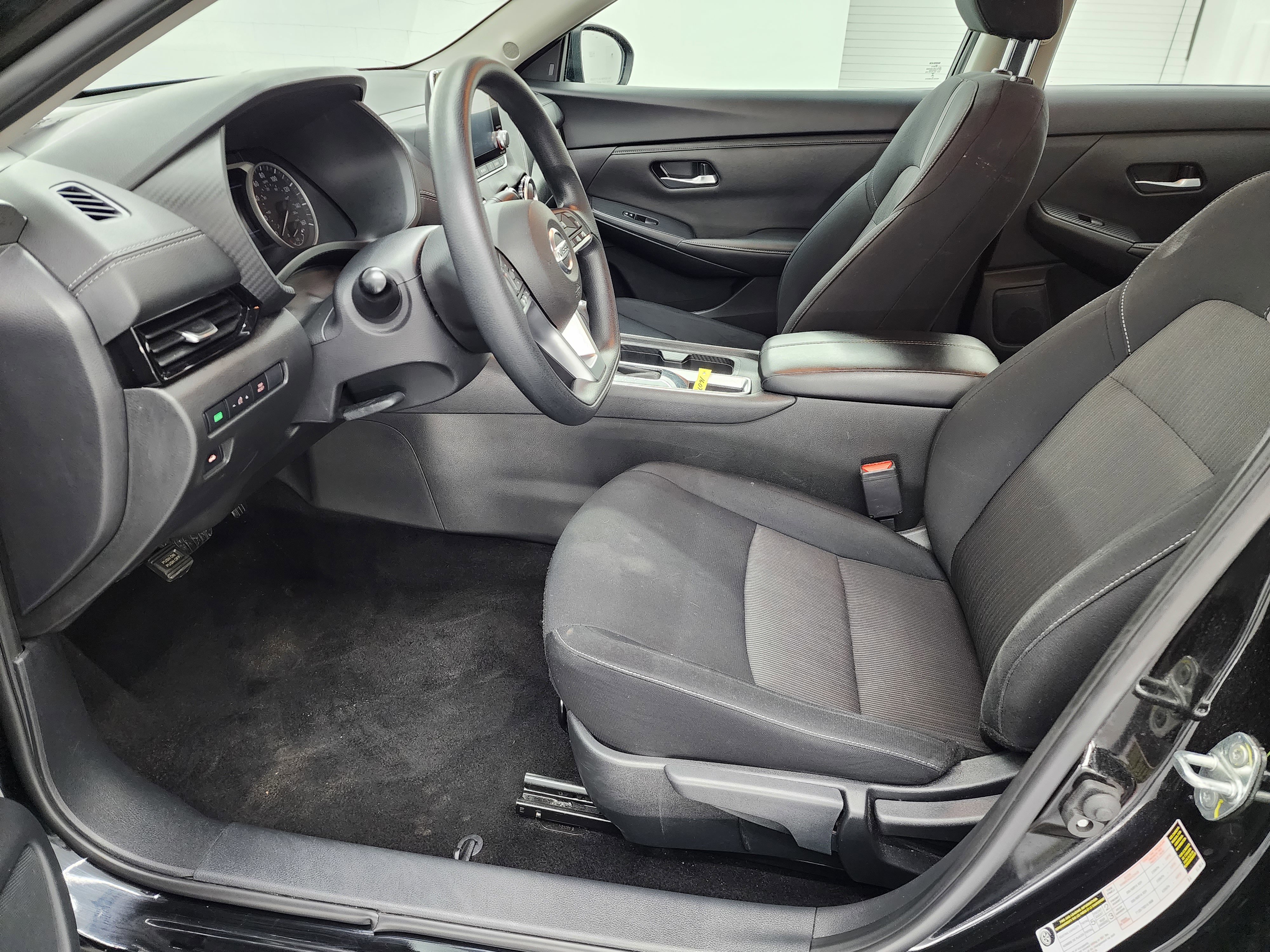 Used 2023 Nissan Sentra SV image 8