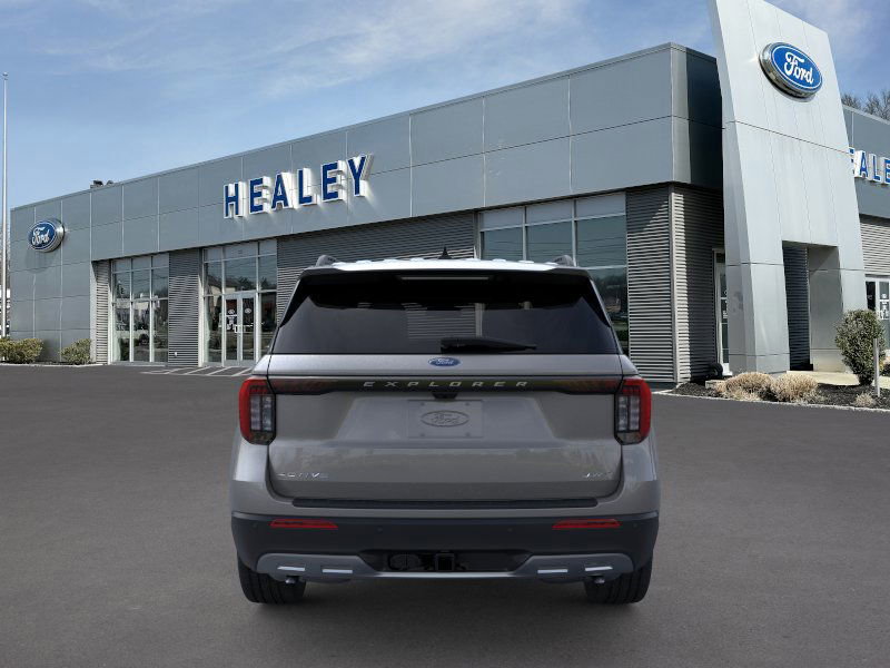 New 2026 Ford Explorer Active w/ Active Comfort Package AWD/4WD image 5