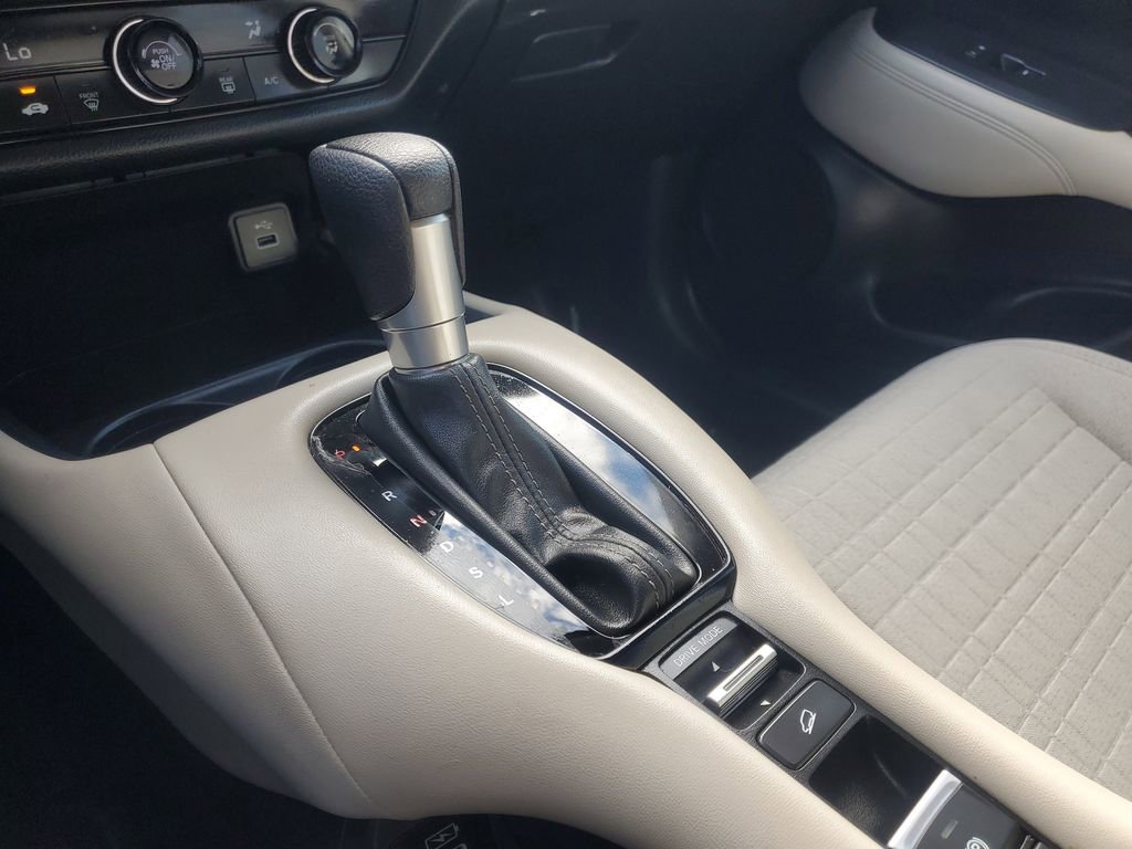 Used 2023 Honda HR-V LX image 28