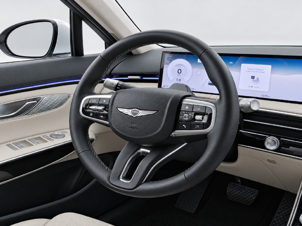 Certified 2026 Genesis GV70 2.5T AWD/4WD image 19