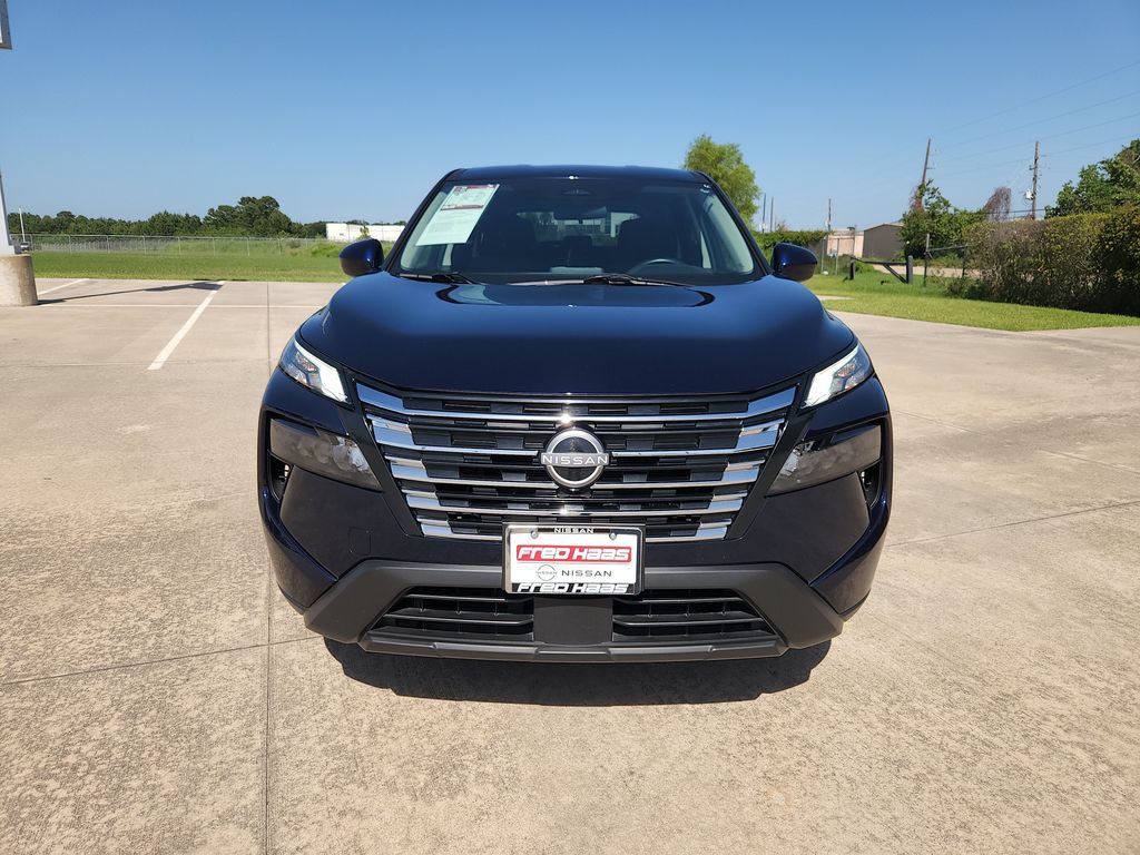 Used 2025 Nissan Rogue SV FWD image 11